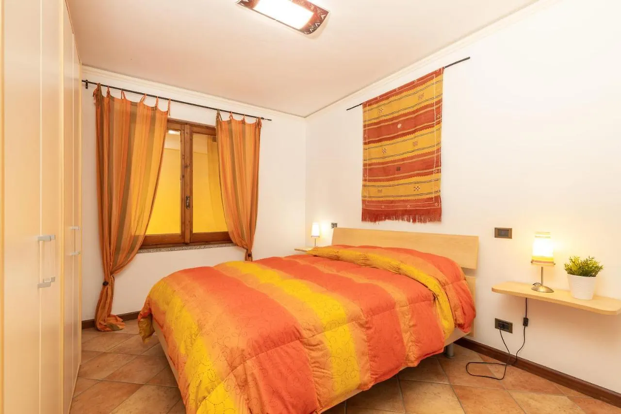 Casa Il Grande Carrubo Διαμέρισμα Santa Maria Navarrese 0*,  Ιταλία